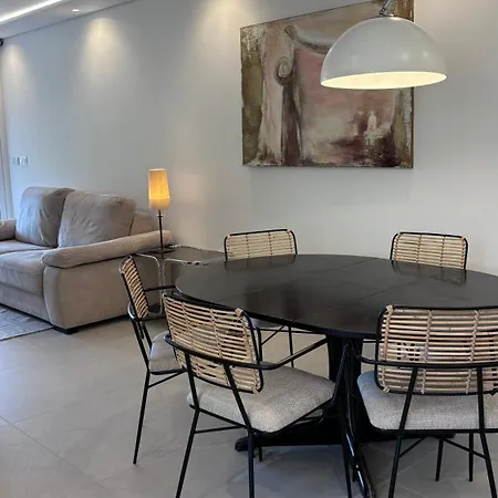 Jardin Terrasse Eden Tropez - Parking Pool Ac 4p Appartement *